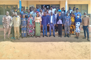 Photo de Famille des participants au Forum sur les Contributions communautaires, Action Social de Guérin-Kouka, le 19/12/2023